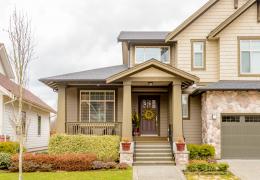 house exterior autumn